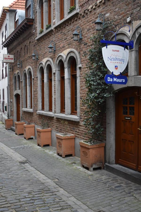 Roermond Uniek Stadspand, Compleet Woonhuis Bagian luar foto