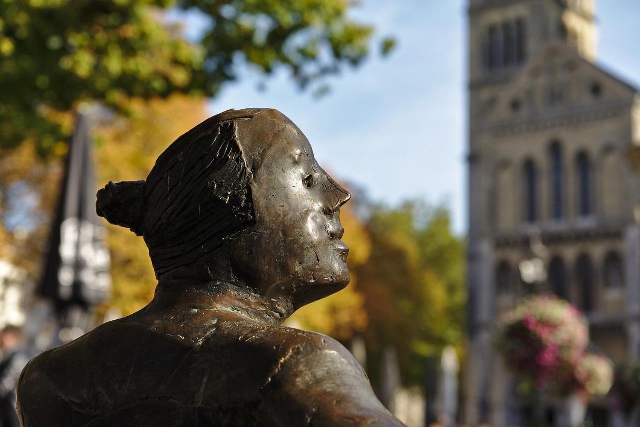 Roermond Uniek Stadspand, Compleet Woonhuis Bagian luar foto